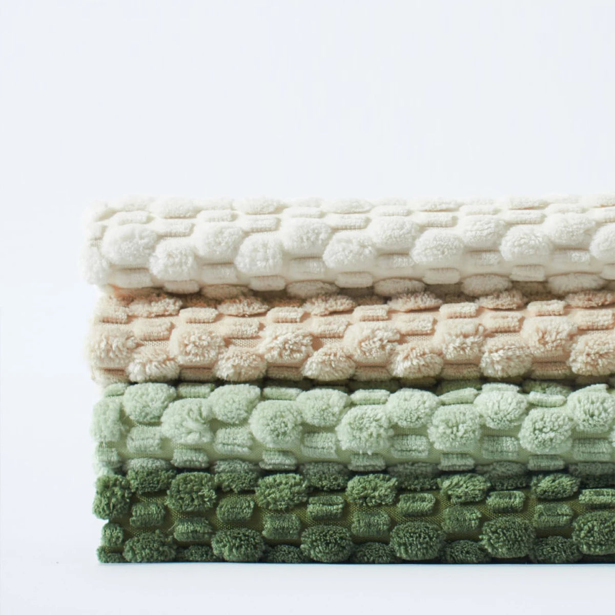 Capa de almofada boho macia, estilo moderno, com design dupla face. Modelo quadrado em veludo cotelê listrado, neutro e elegante, perfeito para decoração de casa em estilo farmhouse.